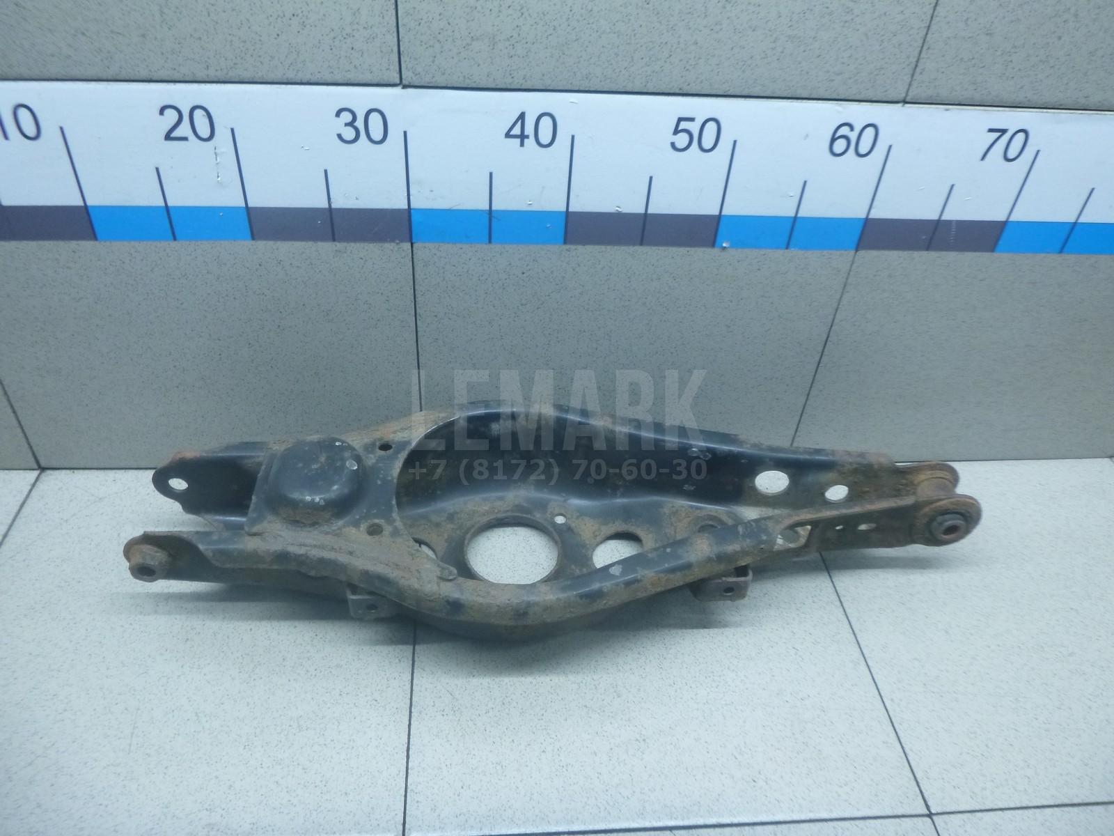 Рычаг задний поперечный правый 4873042040 Toyota
