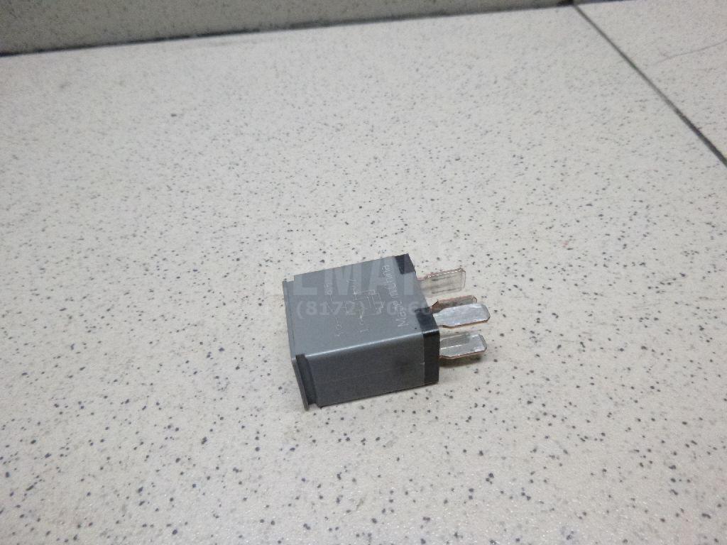 Реле 13500587 GM