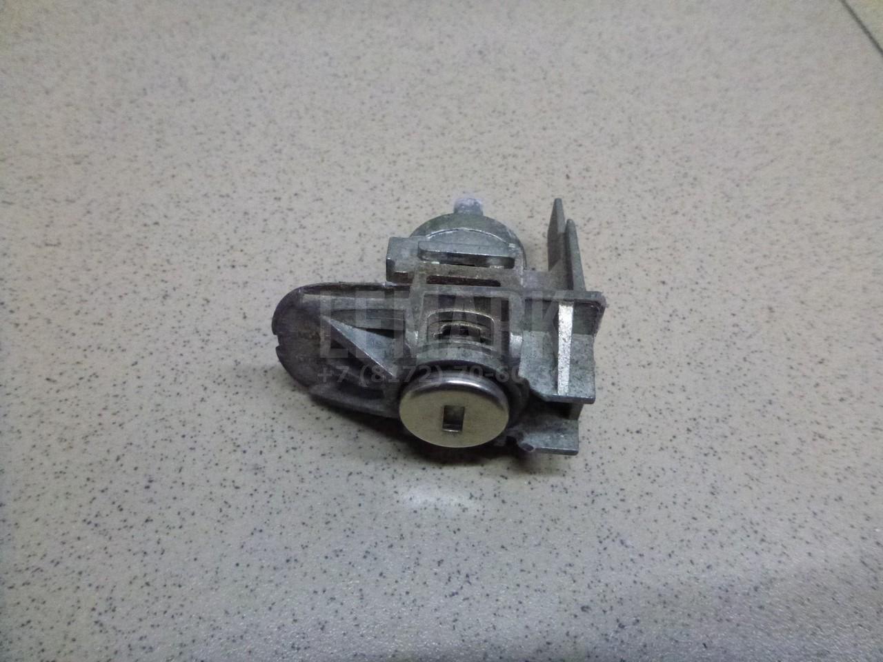 Вставка замка двери 1552849 Ford