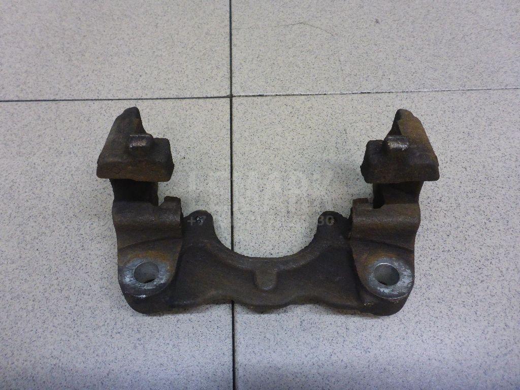 Скоба суппорта заднего 7L6615425A VAG