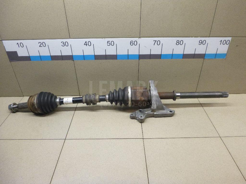 Полуось передняя правая 391004BB4D Nissan