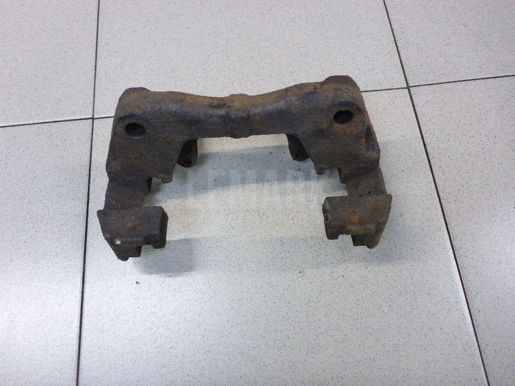 Скоба суппорта переднего 7L6615125A VAG