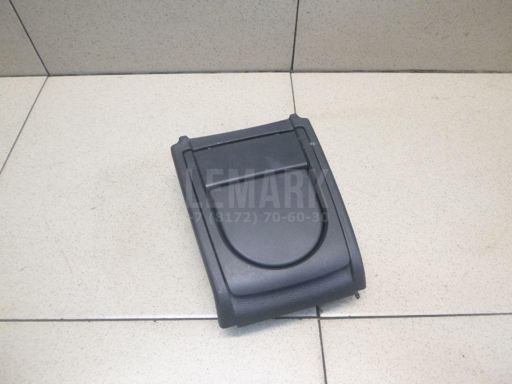 Подстаканник 6R0862531A82V VAG