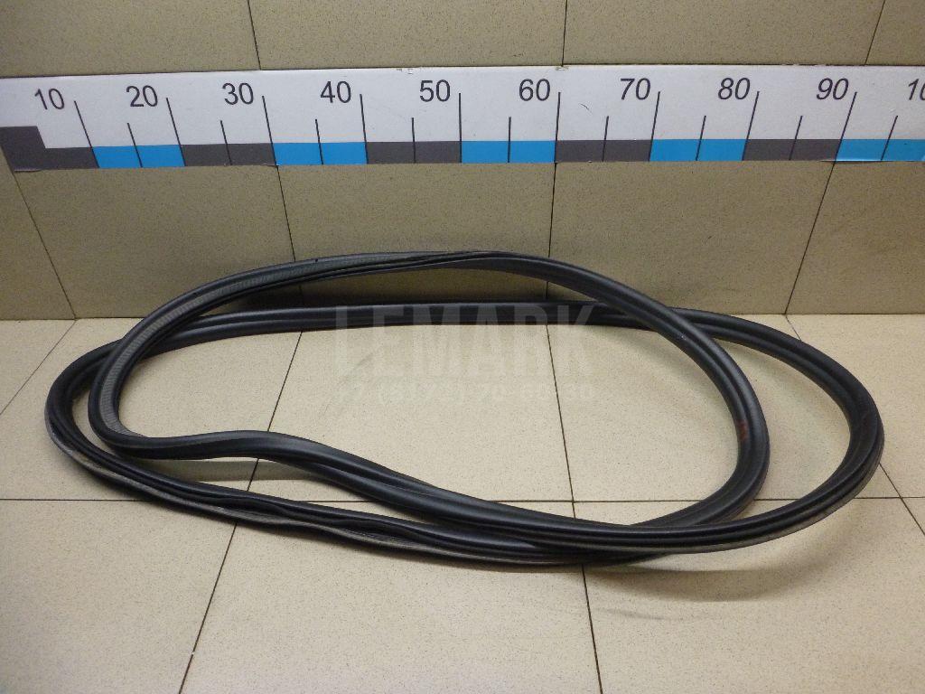 Уплотнитель багажника 5L6827705E VAG