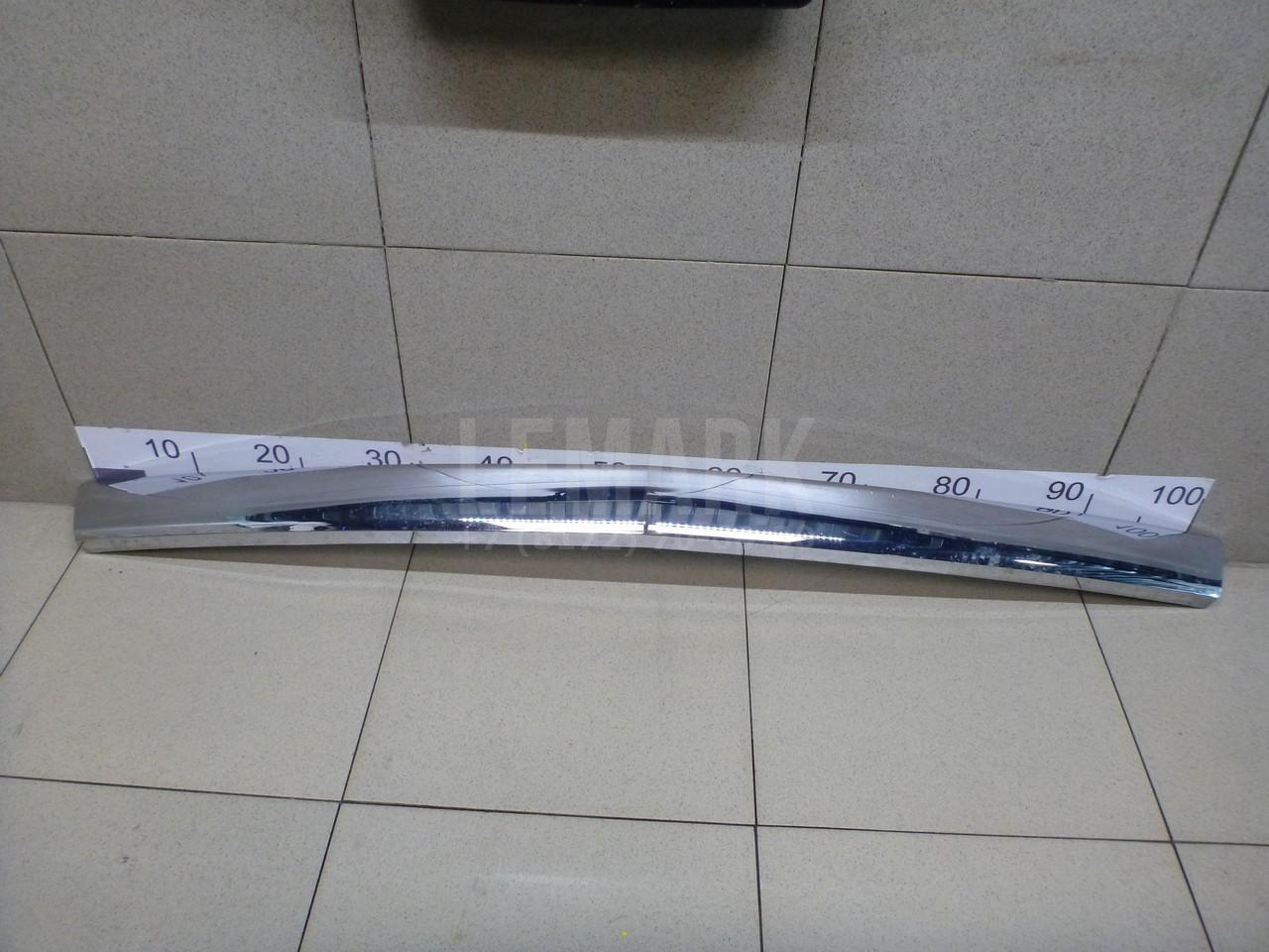 Накладка крышки багажника 93310734 GM