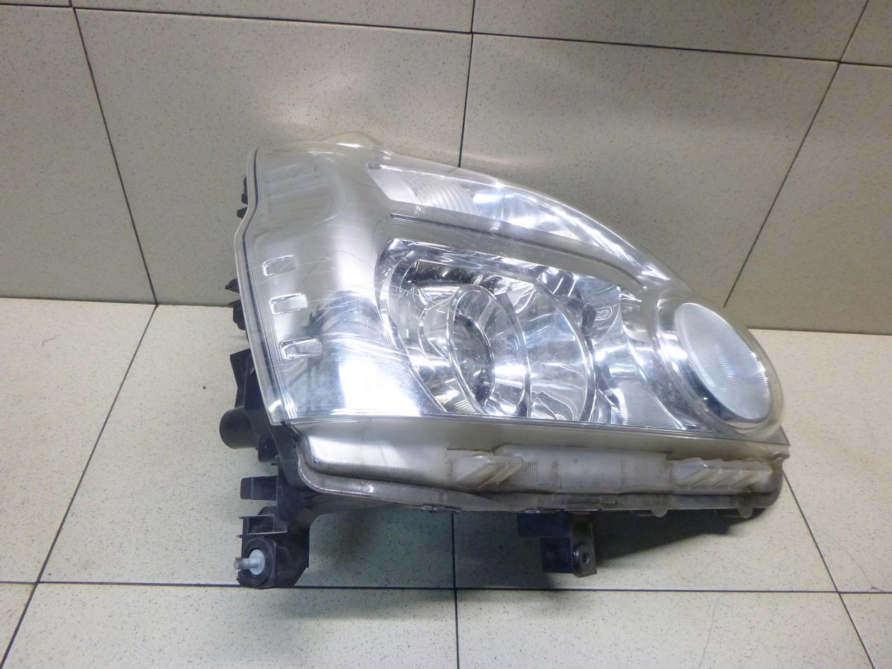 Фара правая 26010JG05A Nissan
