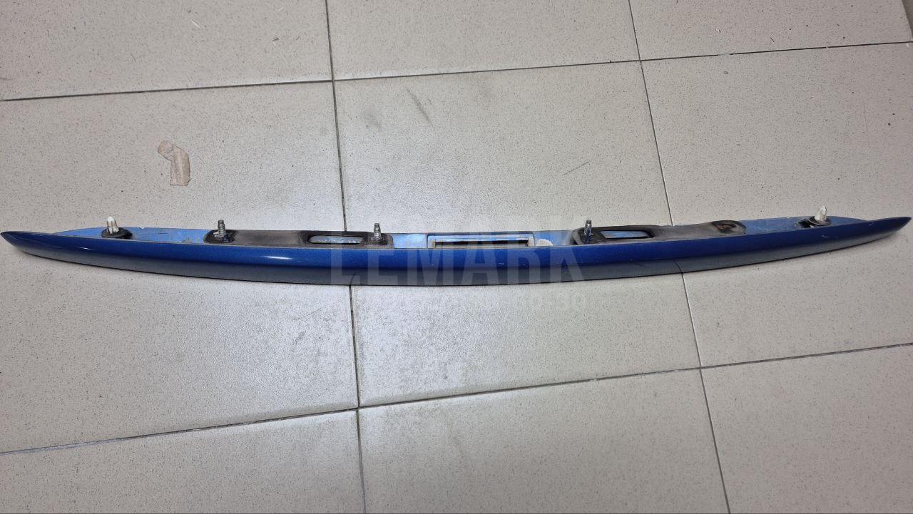 Накладка крышки багажника 1365882 Ford