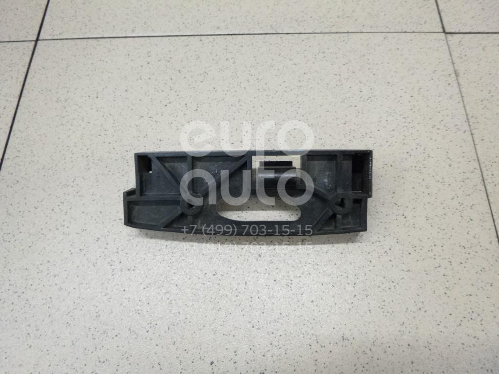 Направляющая переднего бампера правая для Ford Kuga 2008-2012 в Москве