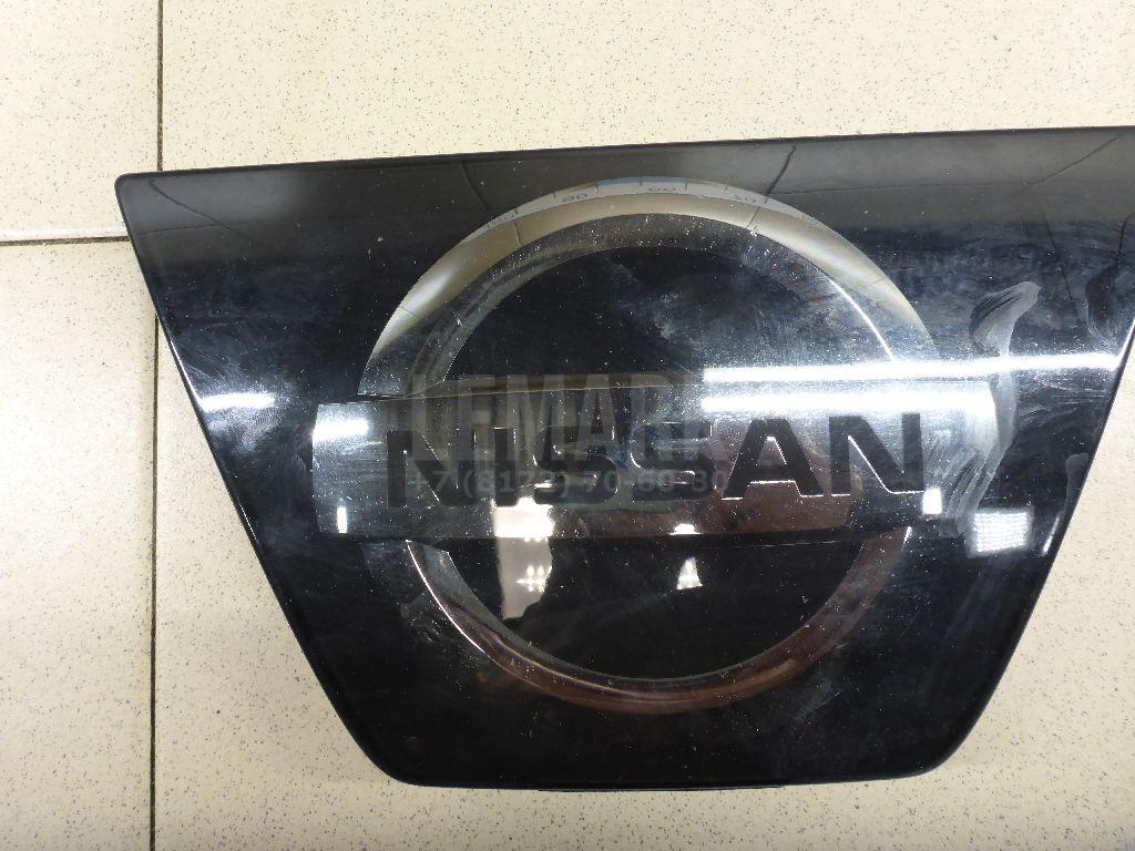 Эмблема 62890HV01A Nissan