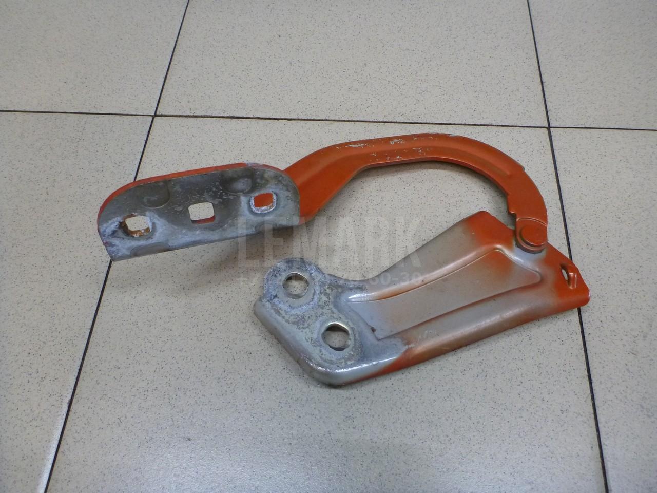 Петля капота левая 1750018 Ford