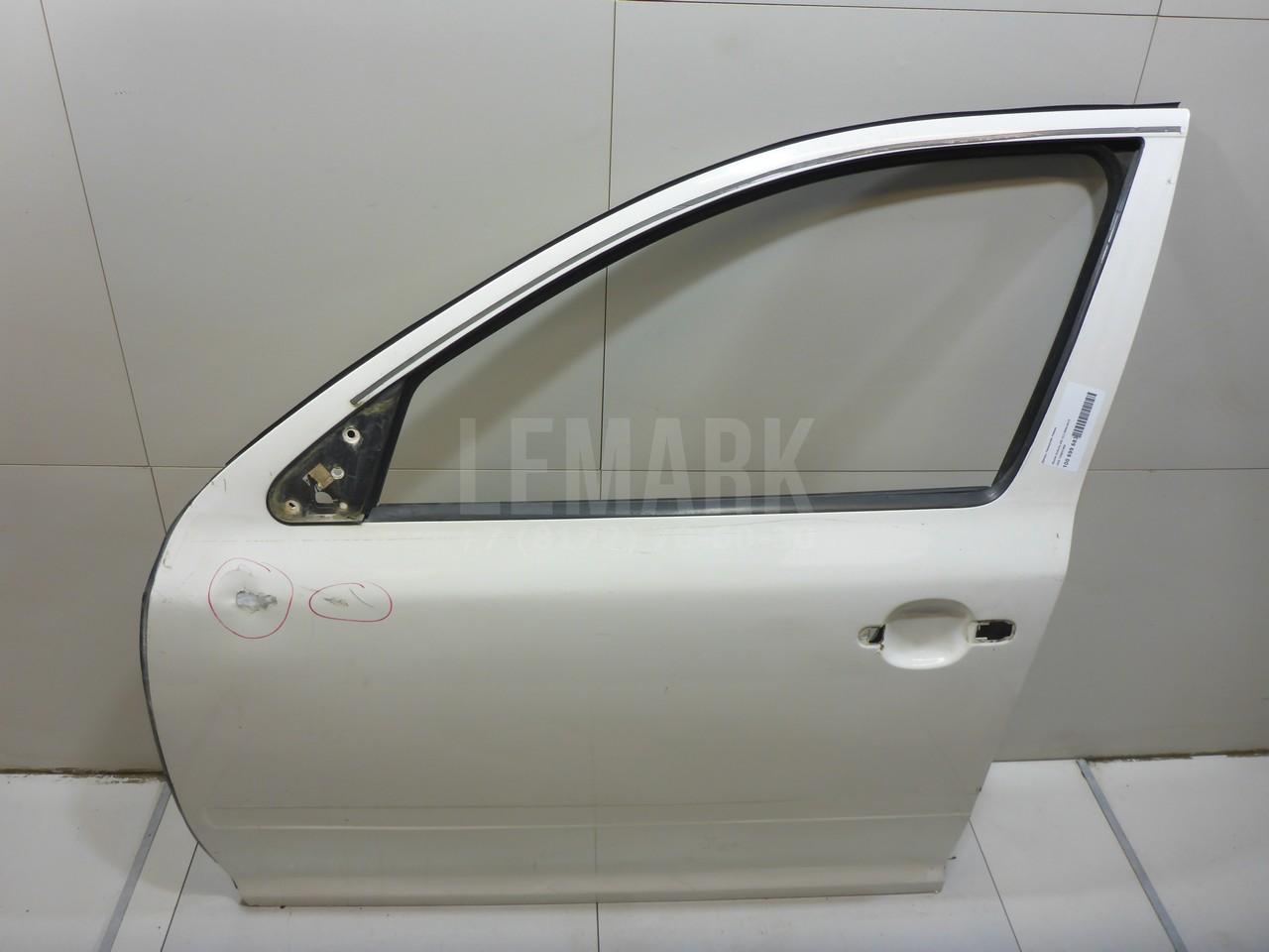 Дверь передняя левая 1Z0831055 VAG