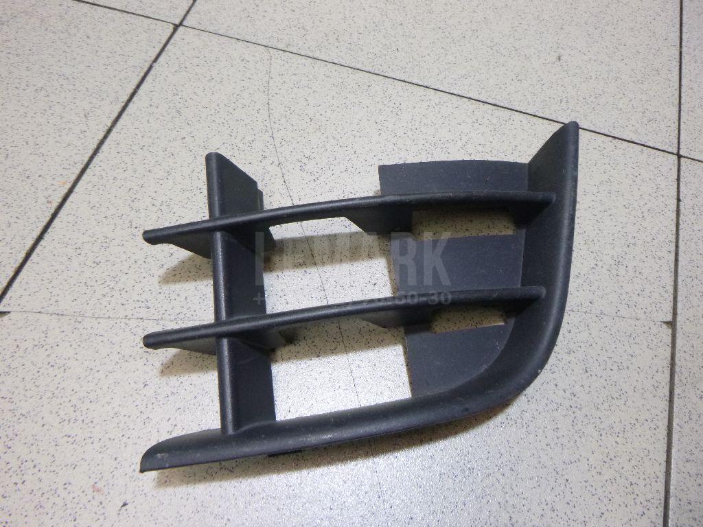 Решетка в бампер левая 5J0853665A9B9 VAG