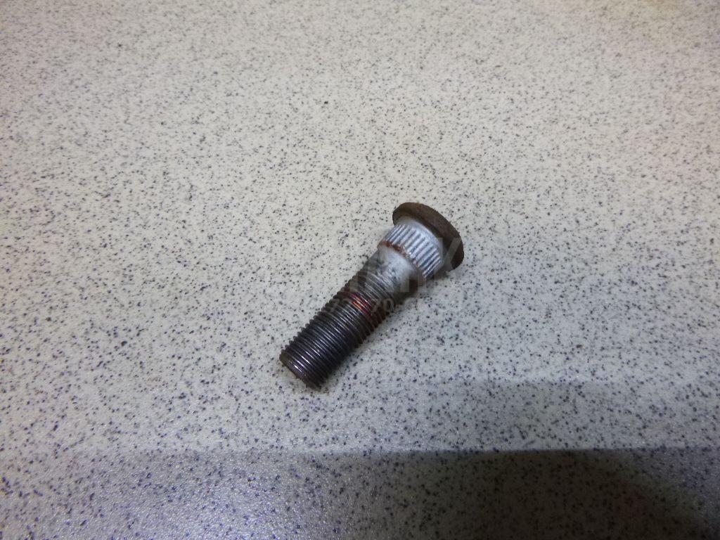 Шпилька колеса 4322270T00 Nissan