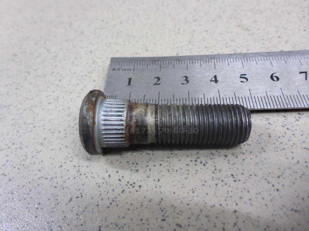 Шпилька колеса 4322270T00 Nissan
