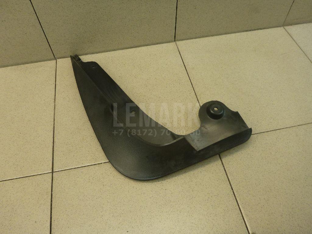 Брызговик передний левый 5L0821173 VAG