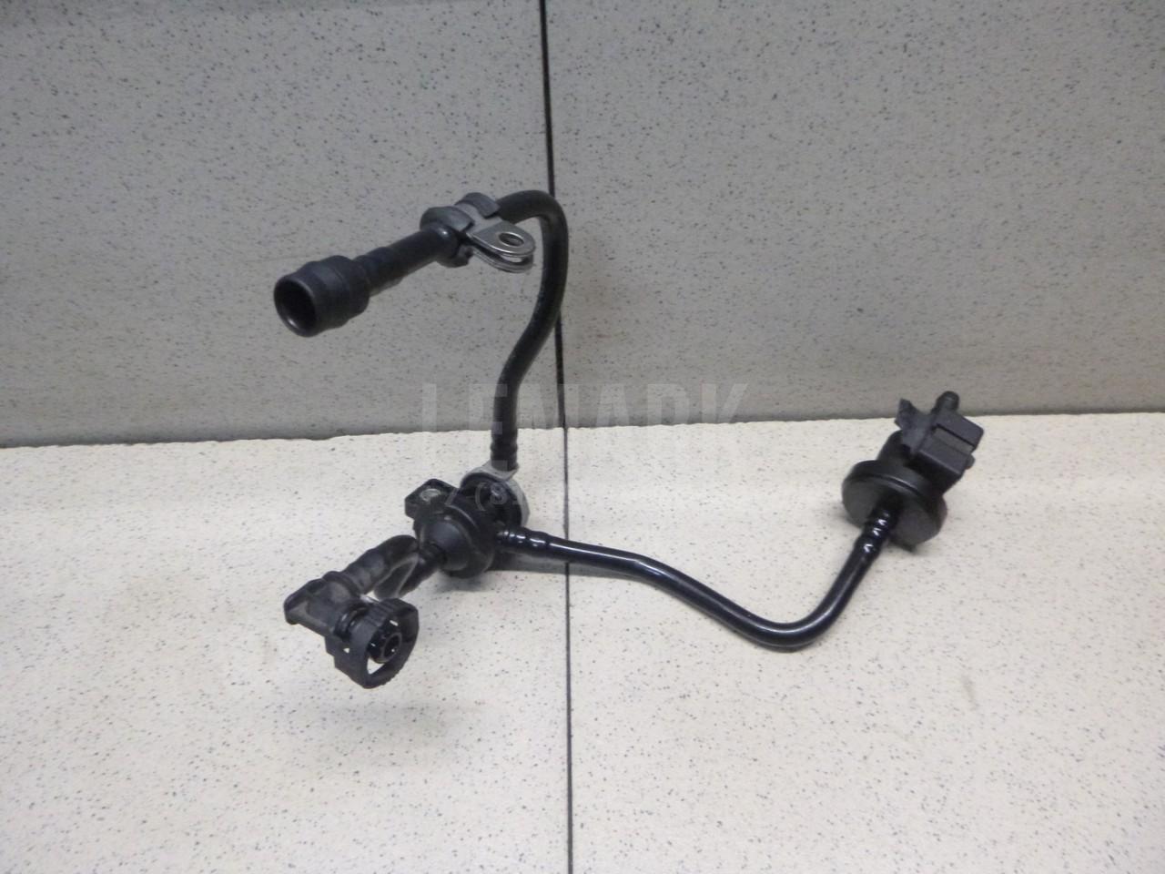 Трубка вакуумная для  BMW 3-serie F30/F31/F80 2011-2020