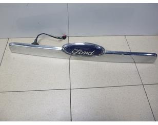 Накладка двери багажника для Ford America Explorer 2001-2011 с разбора состояние отличное