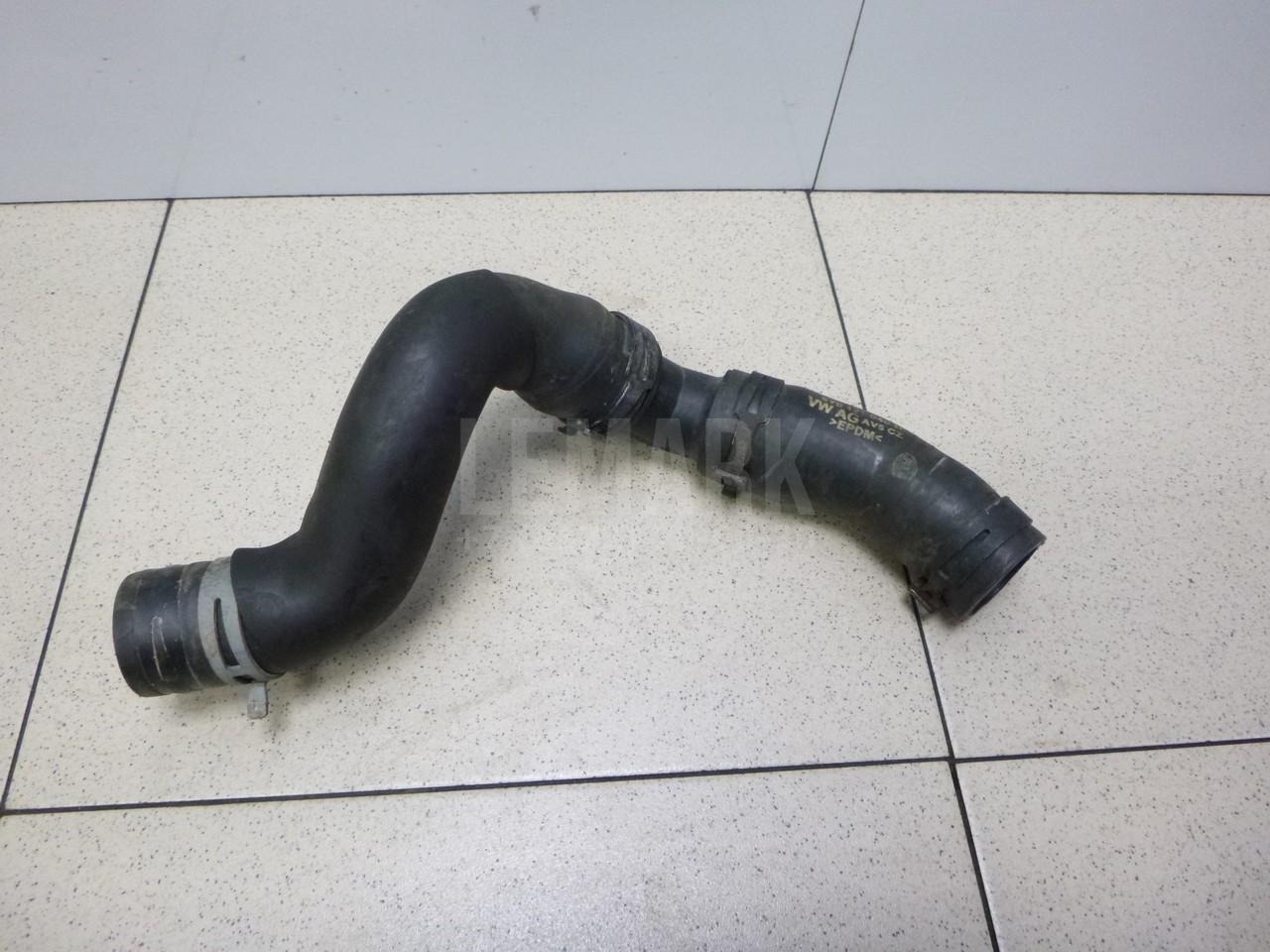 Патрубок радиатора 6Y0121049H VAG