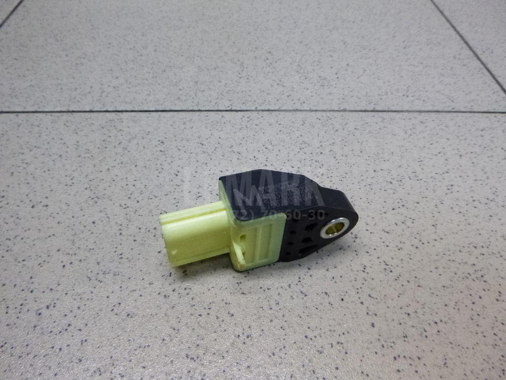 Датчик AIR BAG 8983133020 Toyota