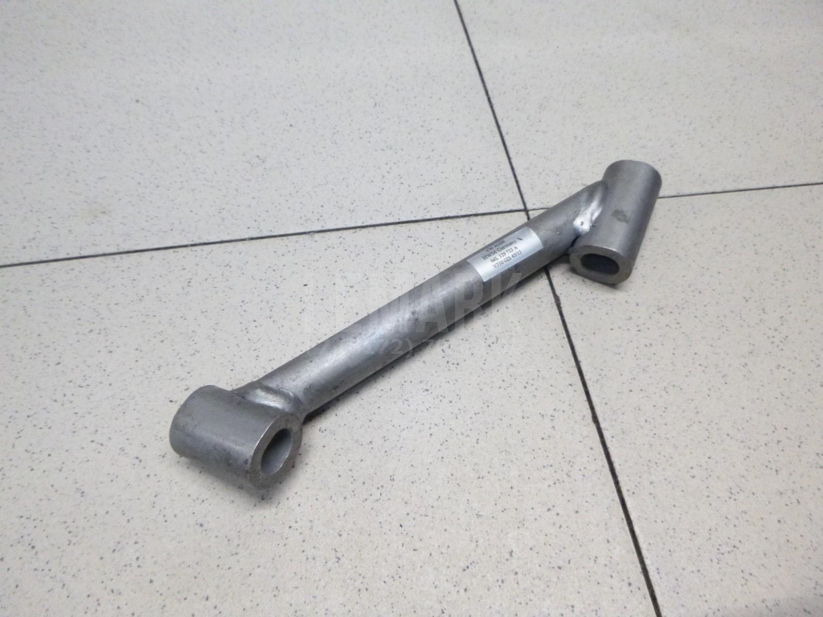 Кронштейн (сопут. товар) 04L129723A VAG