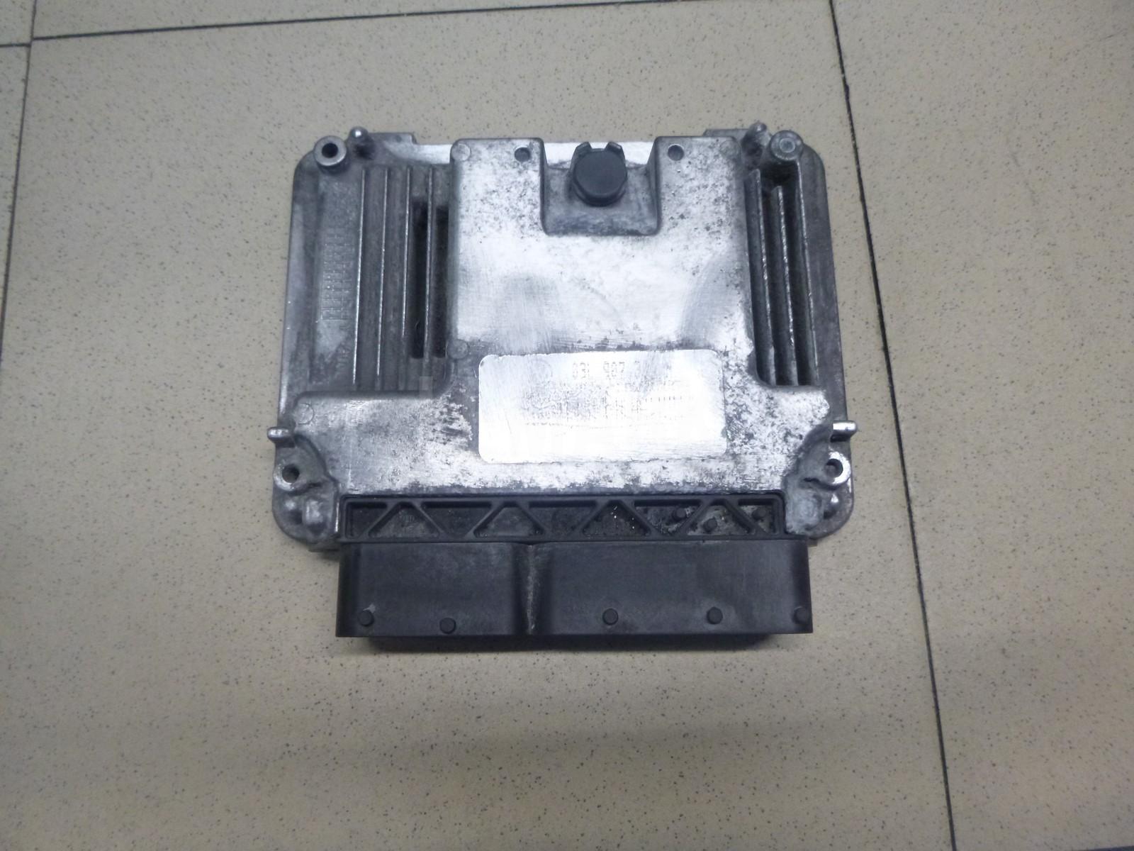Блок управления двигателем 03L906018BF VAG