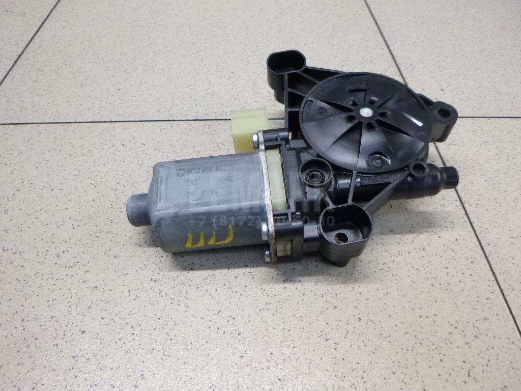 Моторчик стеклоподъемника 8W0959802 VAG
