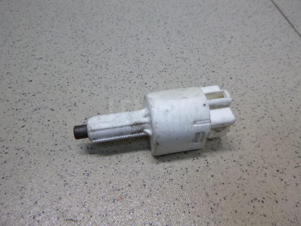 Датчик включения стопсигнала 8434009040 Toyota