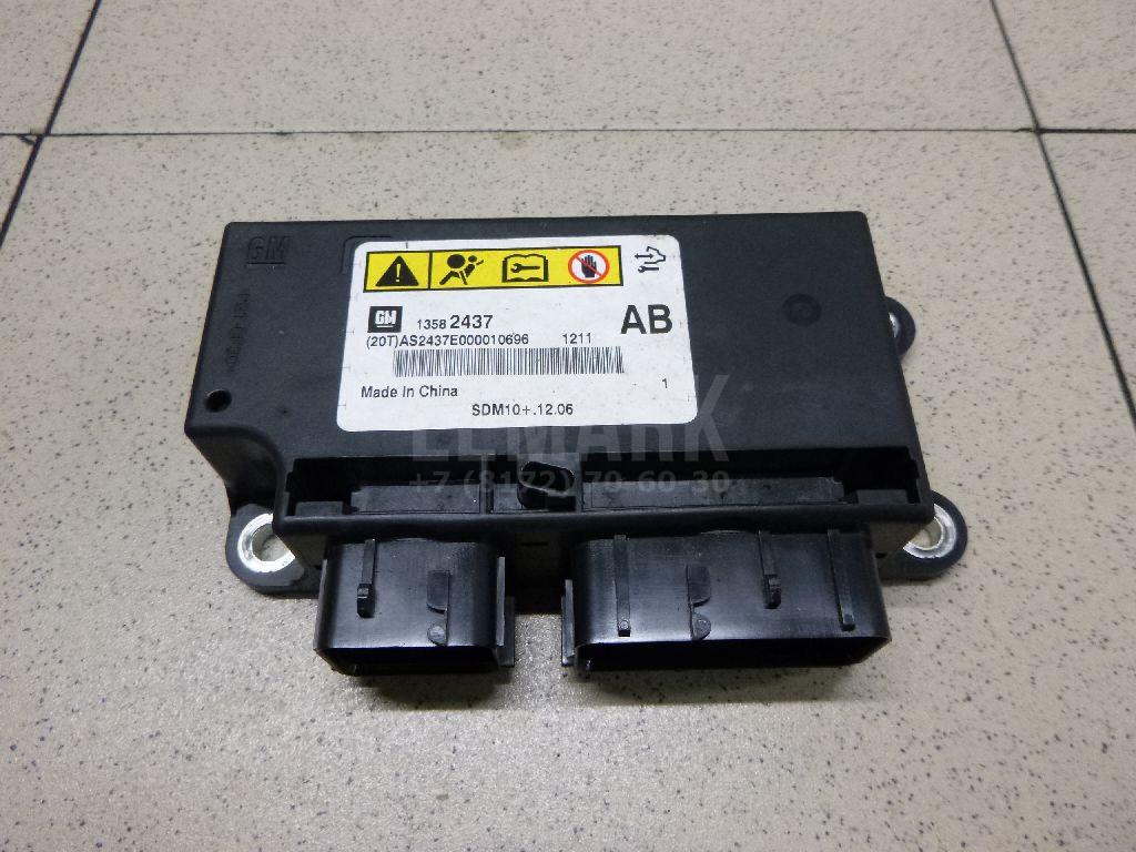 Блок управления AIR BAG 13582437 GM