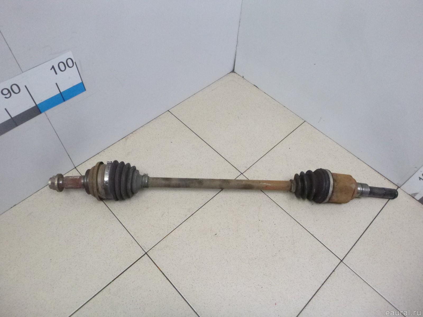 Полуось задняя