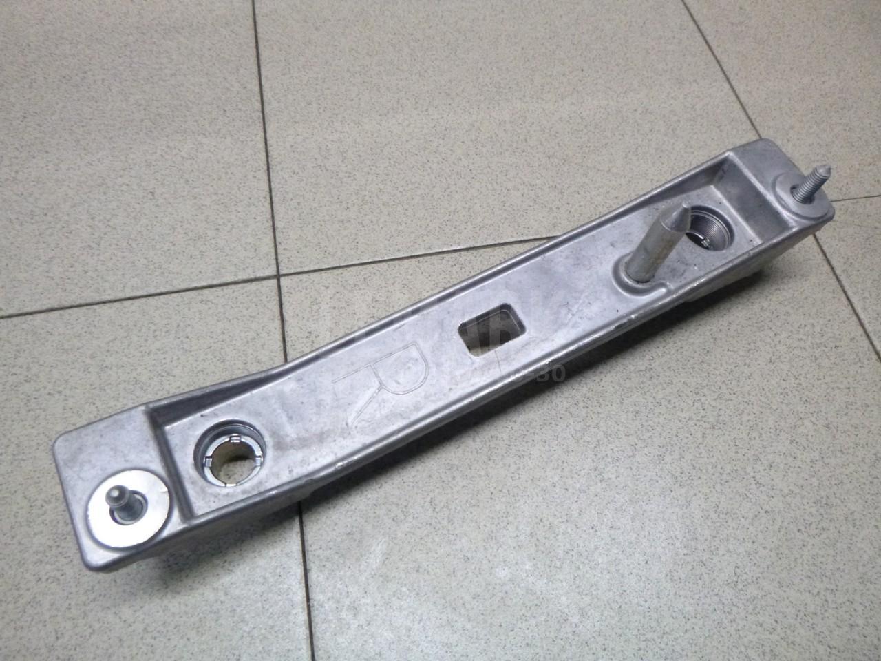 Кронштейн (сопут. товар) для  BMW 3-serie E90/E91 2005-2012