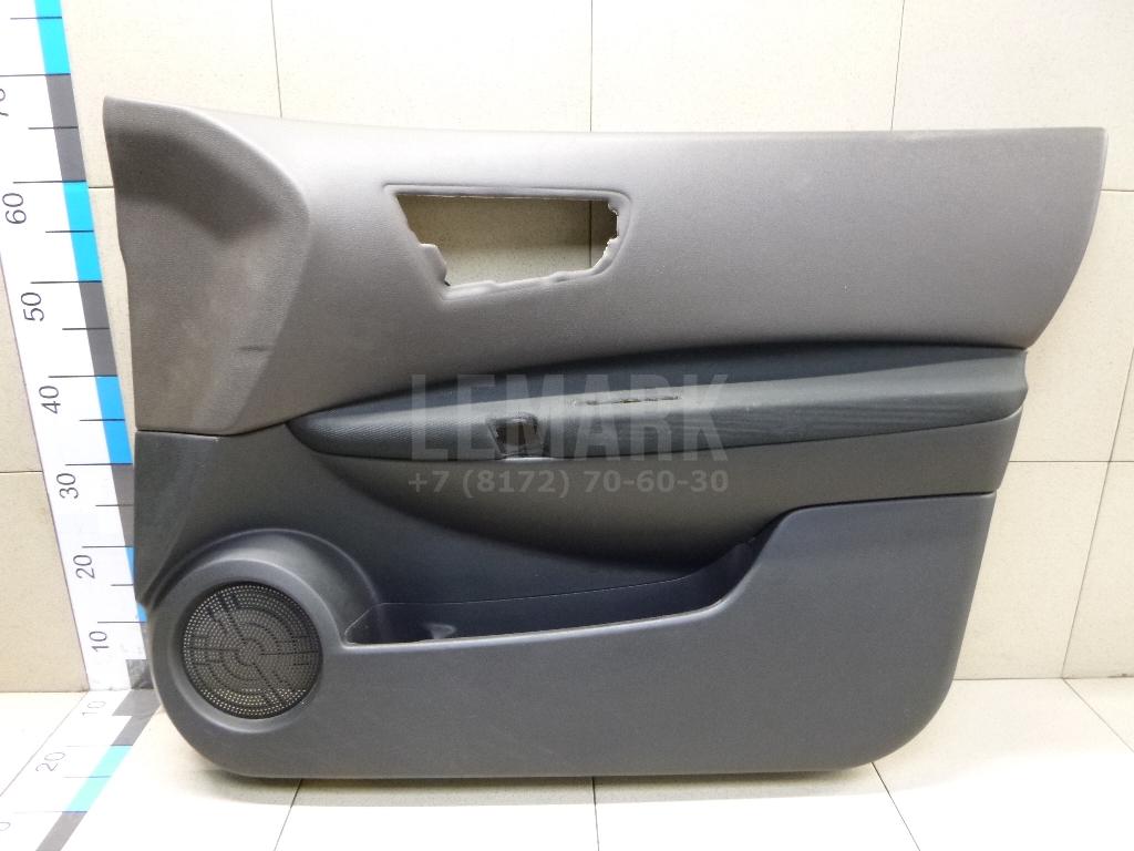 Обшивка двери передней правой 80900JD010 Nissan