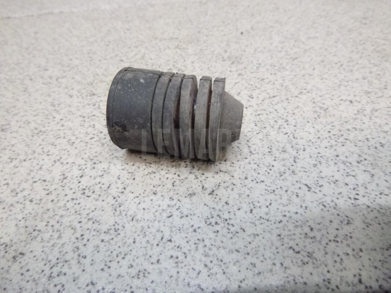 Отбойник капота 9054115004 Toyota
