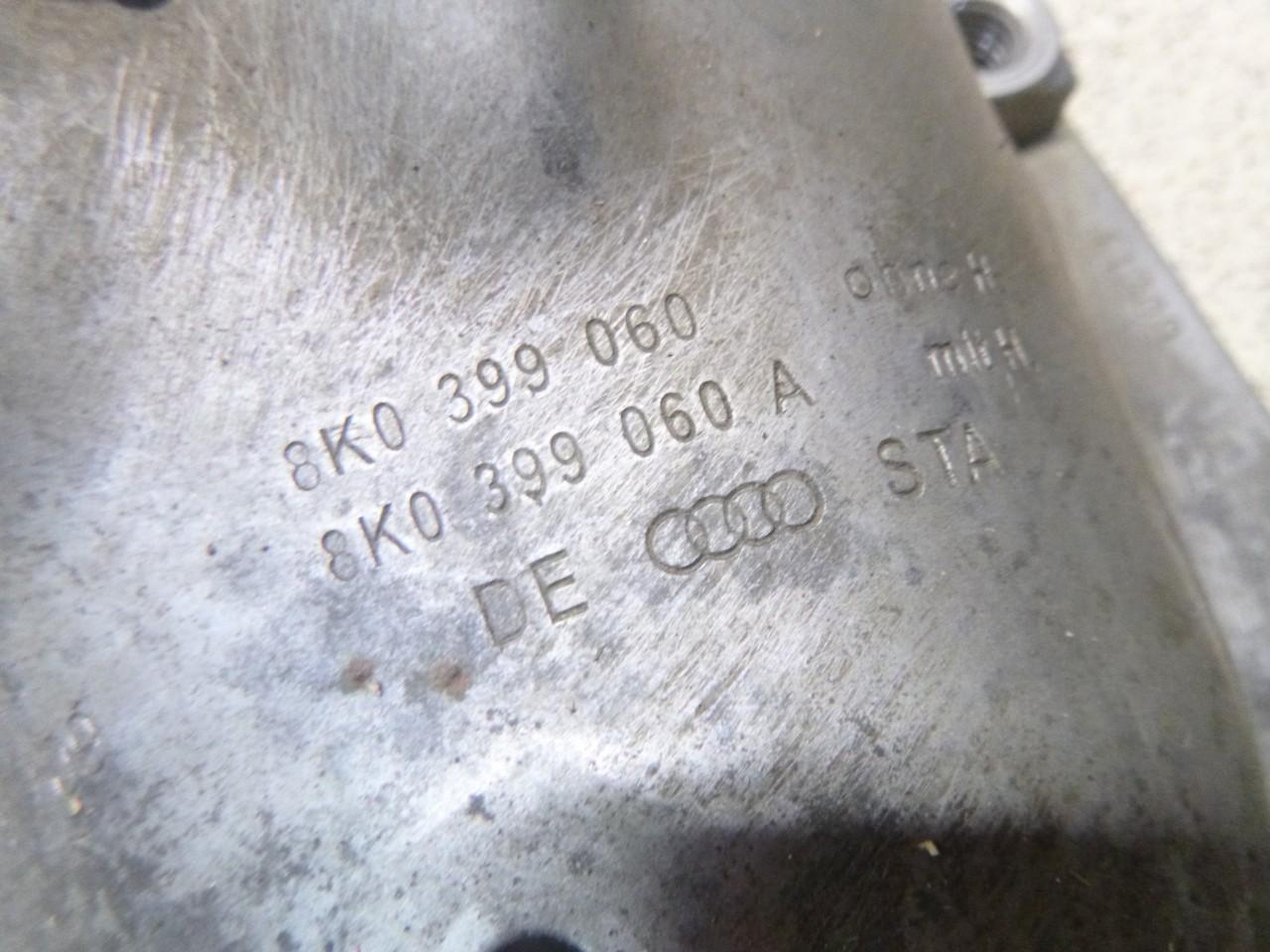 Кронштейн двигателя правый для  Audi A6 [C5] 1997-2004