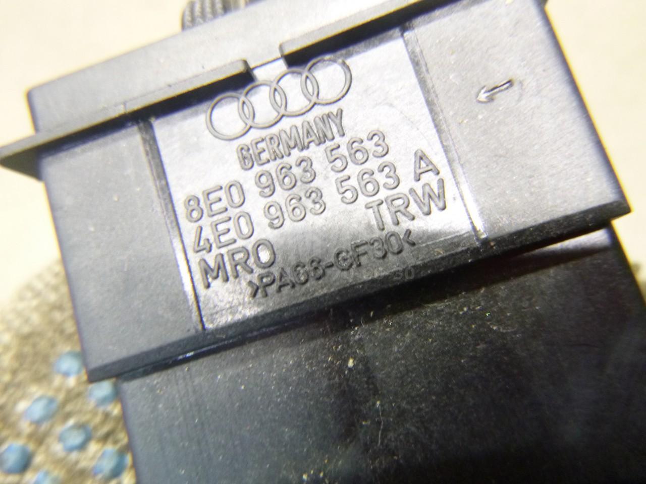 Кнопка обогрева сидений для  Audi A1 (8X) 2010-2018