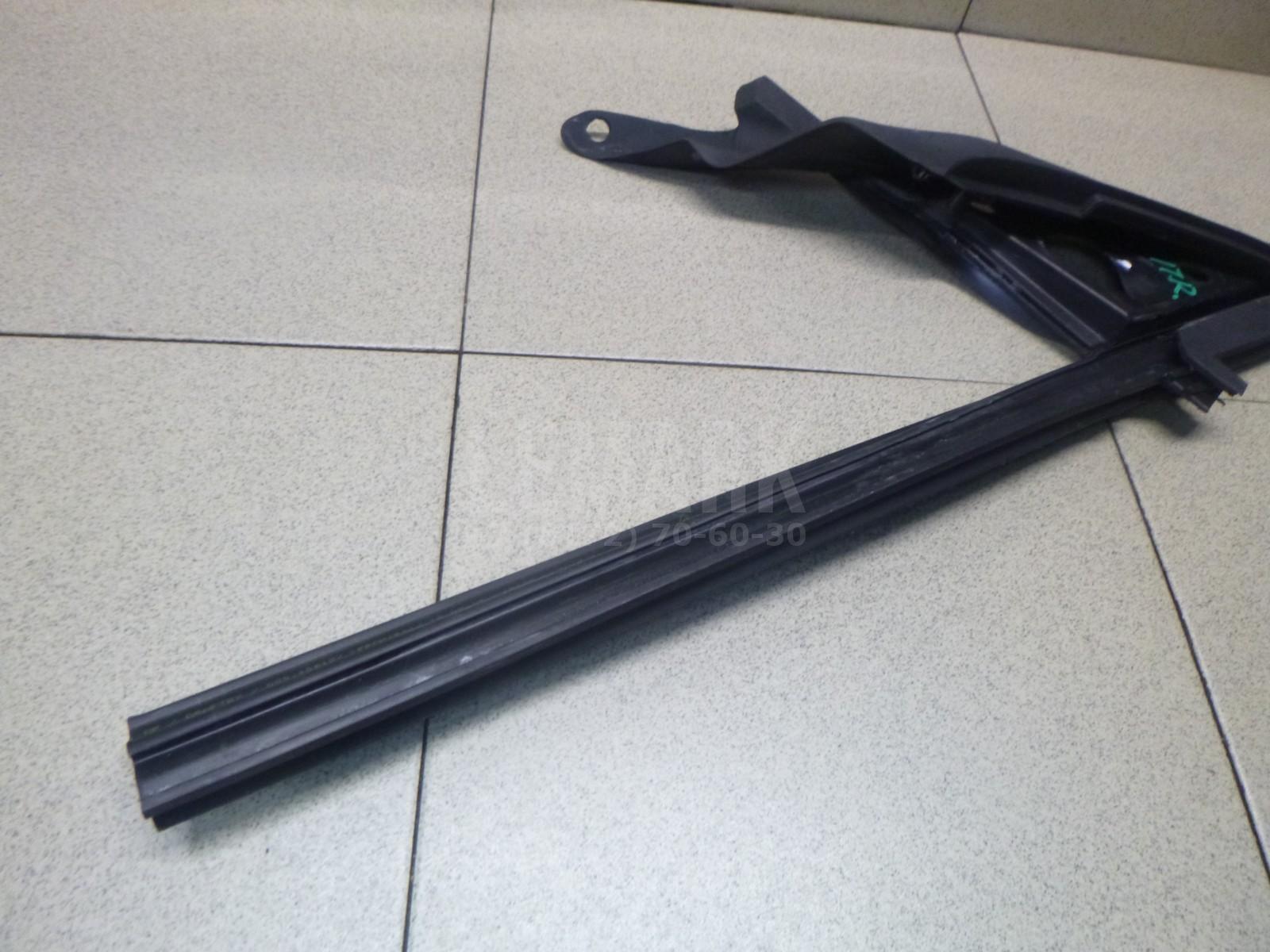 Направляющая стекла двери для  BMW X5 E70 2007-2013