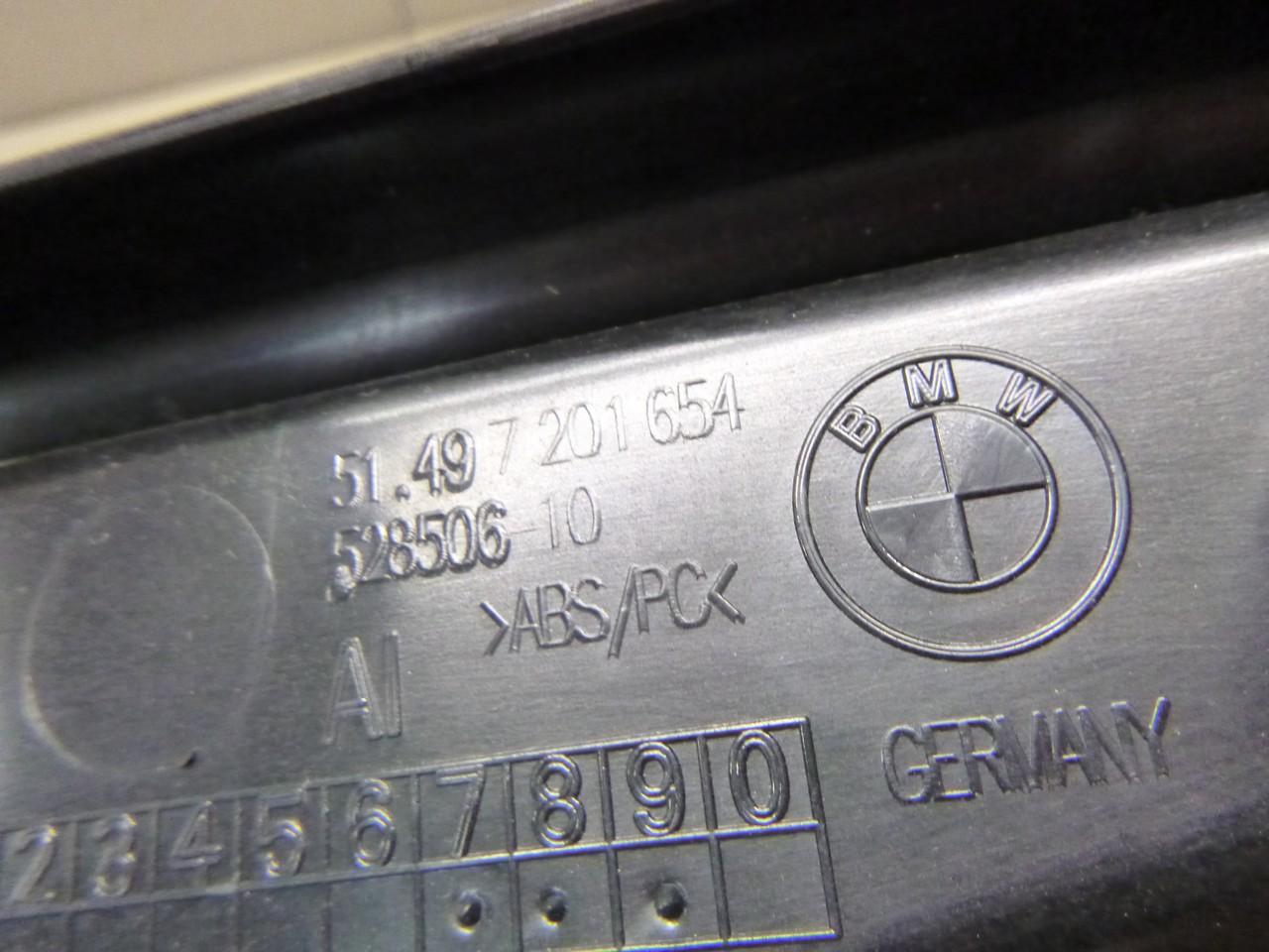 Обшивка двери багажника для  BMW 5-serie E60/E61 2003-2009