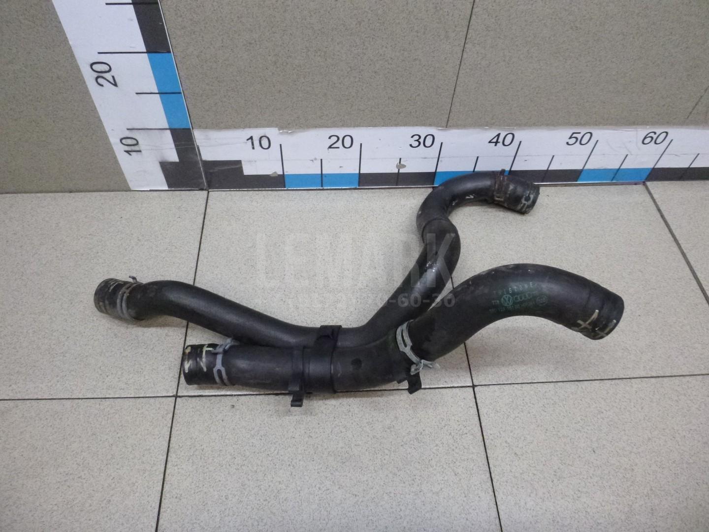 Патрубок радиатора 6R0122101DD VAG