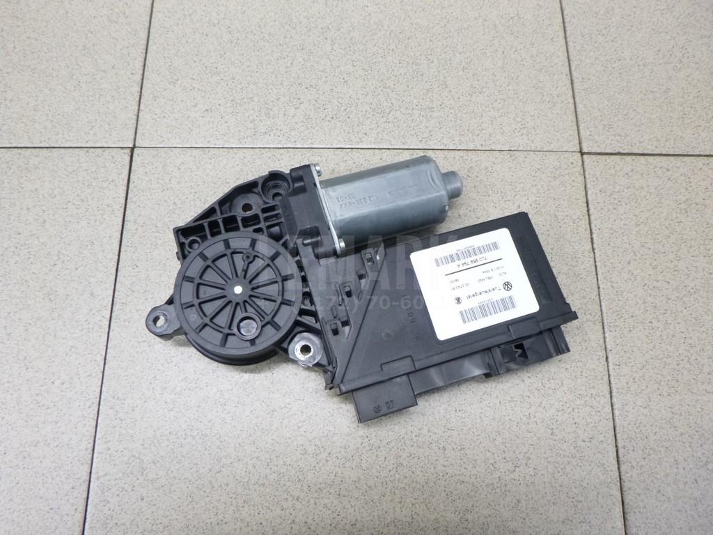 Моторчик стеклоподъемника 7L0959704D00A VAG