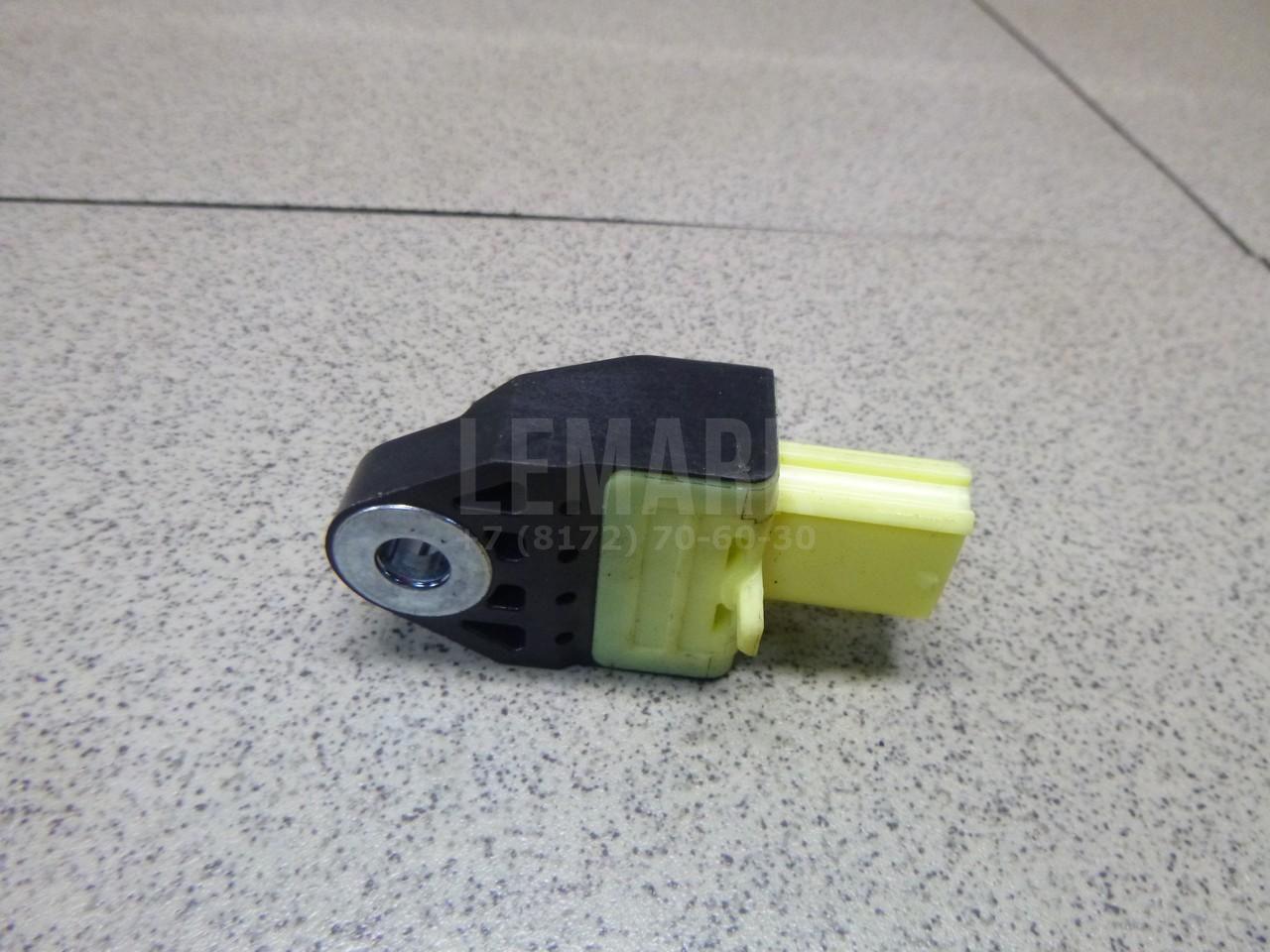 Датчик AIR BAG 8983112030 Toyota