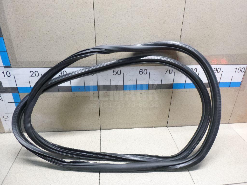 Уплотнитель двери 5K4867911C9B9 VAG