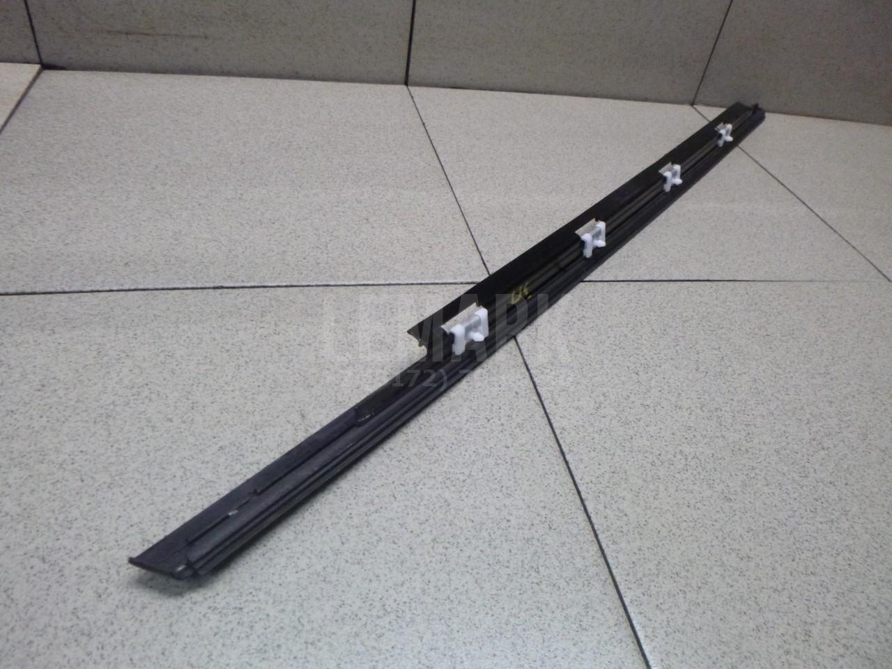 Накладка двери задней правой для  BMW 3-serie F30/F31/F80 2011-2020