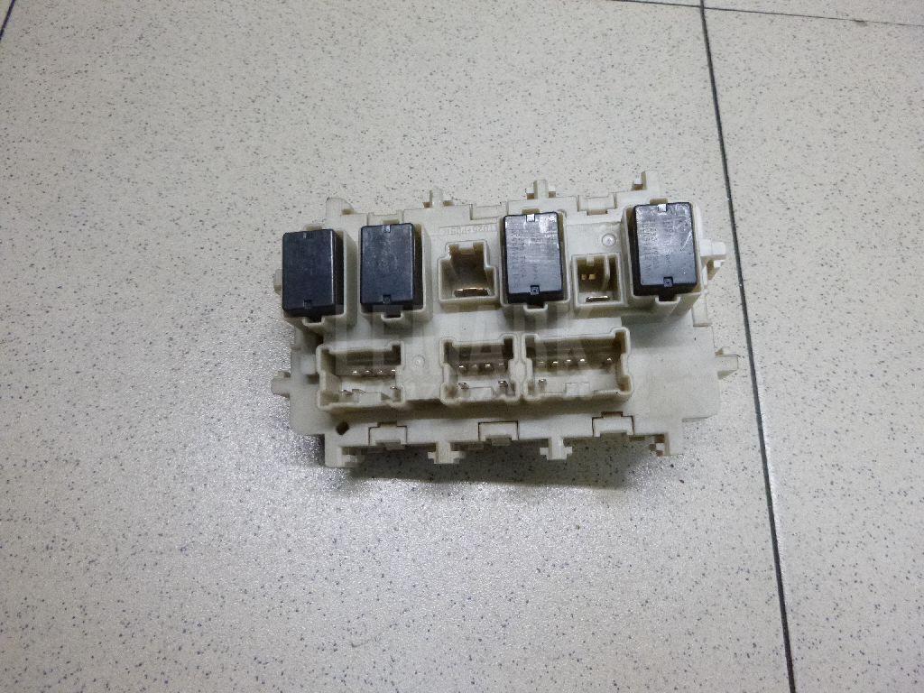Блок предохранителей 243504EB0A Nissan