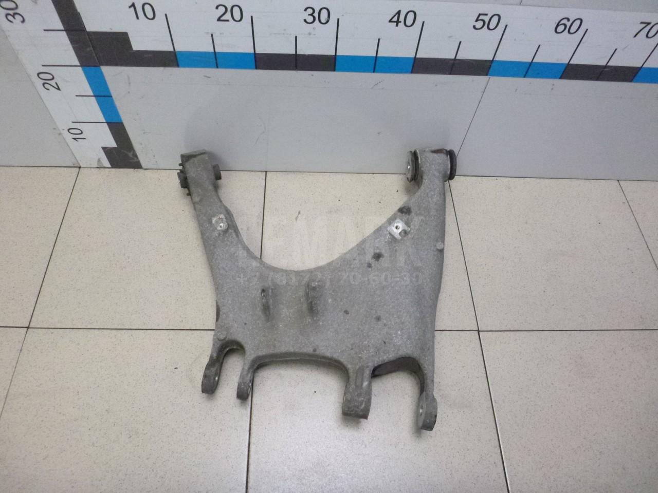 Рычаг задний нижний правый