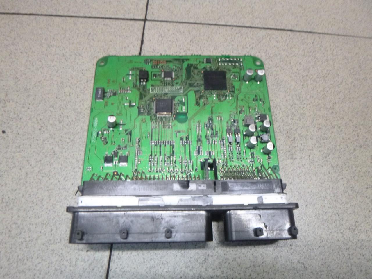 Блок управления двигателем 8966142J40 Toyota