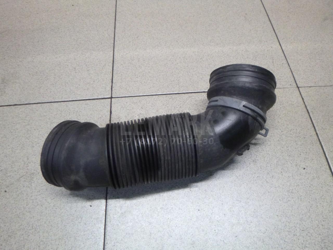 Патрубок воздушного фильтра 5N0129684B VAG