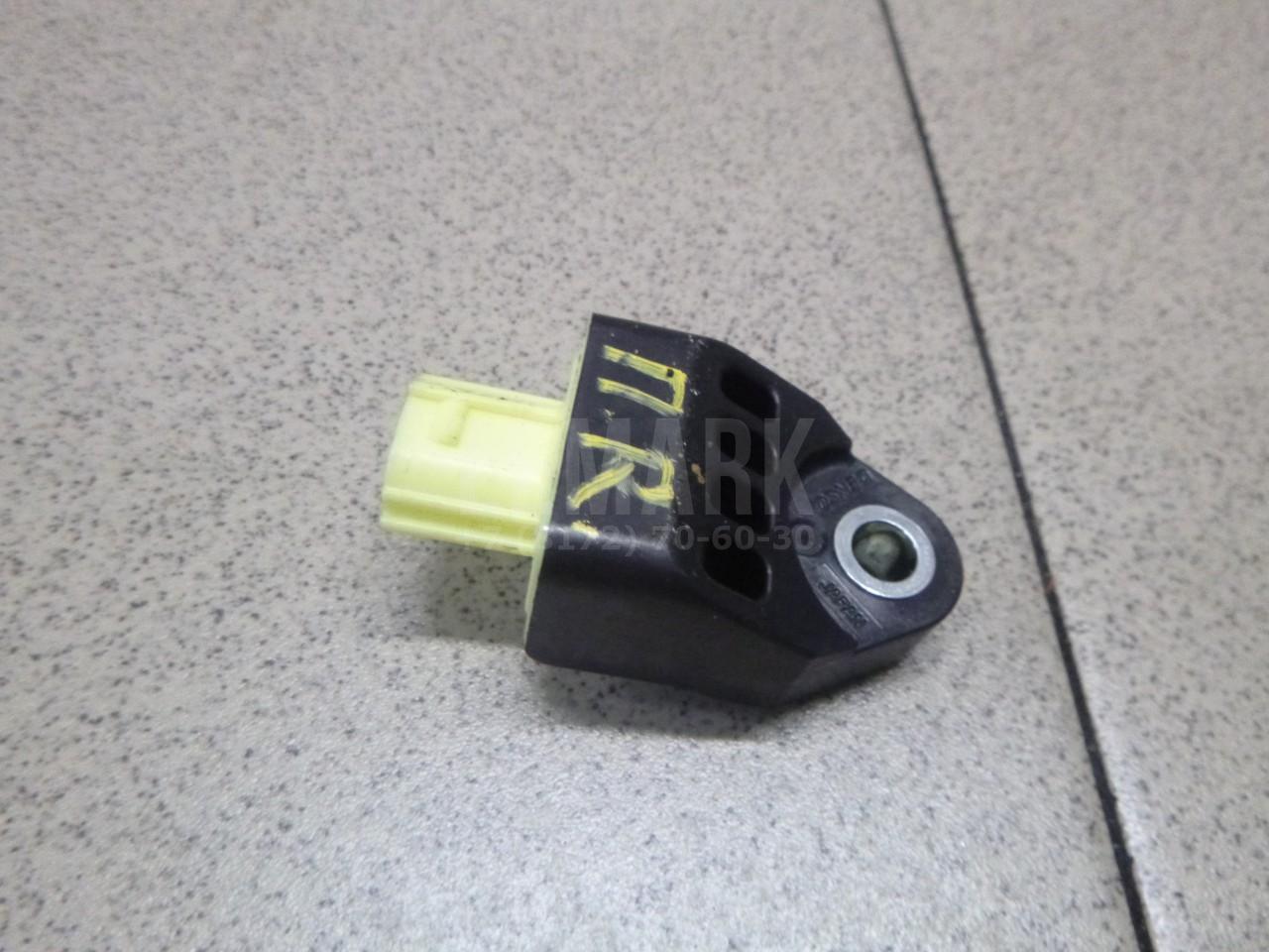 Датчик AIR BAG 8983133050 Toyota