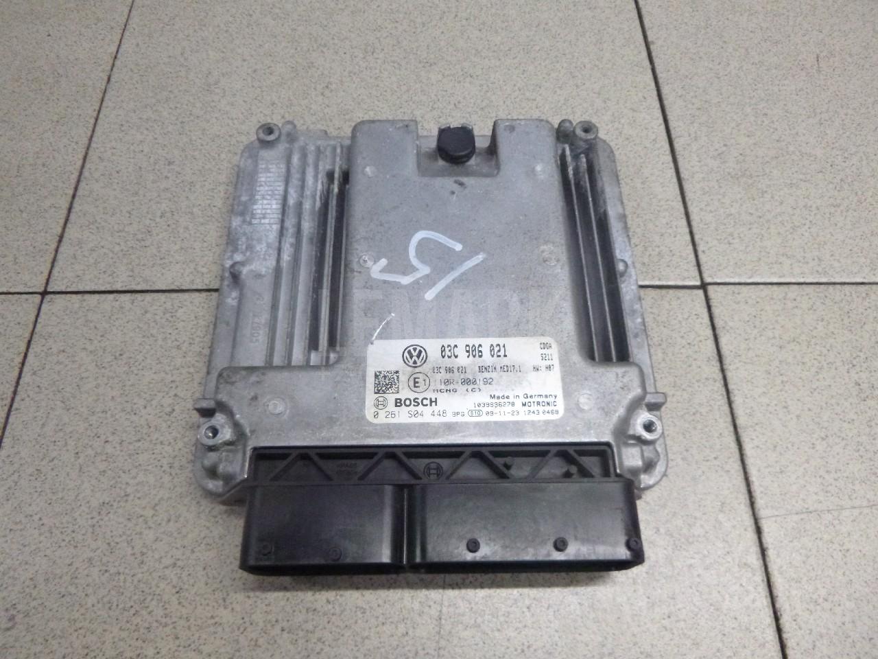 Блок управления двигателем 03C990990B VAG