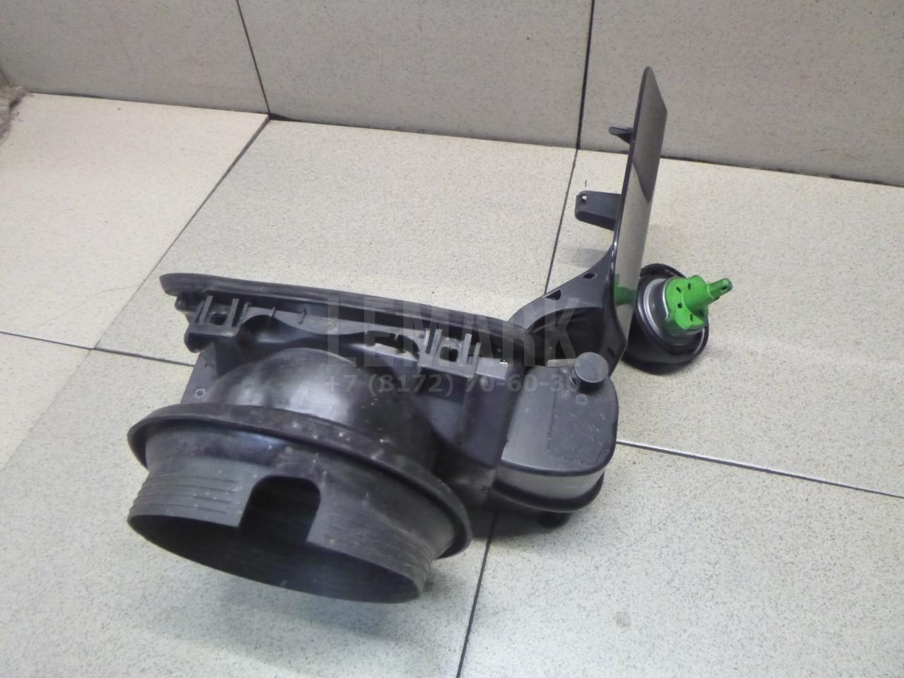 Лючок бензобака для  BMW 1-serie E82/E88 2007-2013