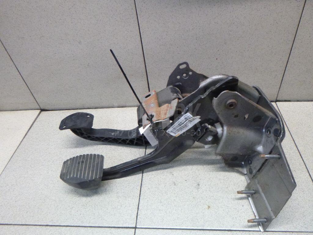 Блок педалей для  Audi TT(8N) 1998-2006