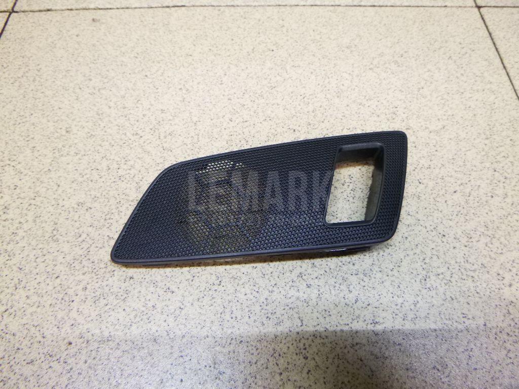 Решетка динамика 1Z28674359B9 VAG